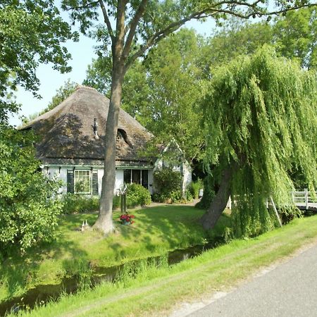 Alluring Apartment in Sint Maartensbrug with Garden Exterior foto