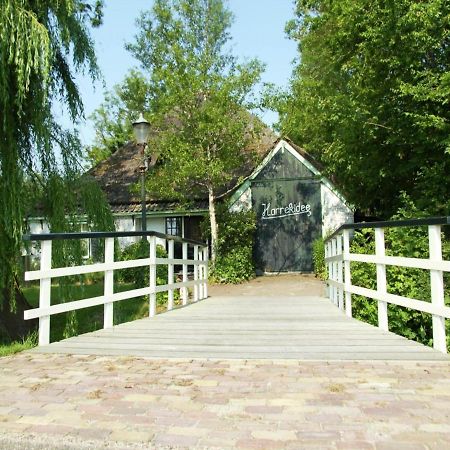 Alluring Apartment in Sint Maartensbrug with Garden Exterior foto